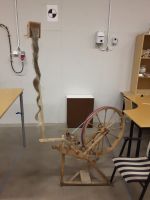 och på lång stav (95 cm).