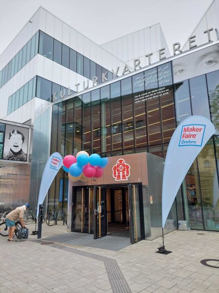 File:Maker Faire Örebro 1.jpg